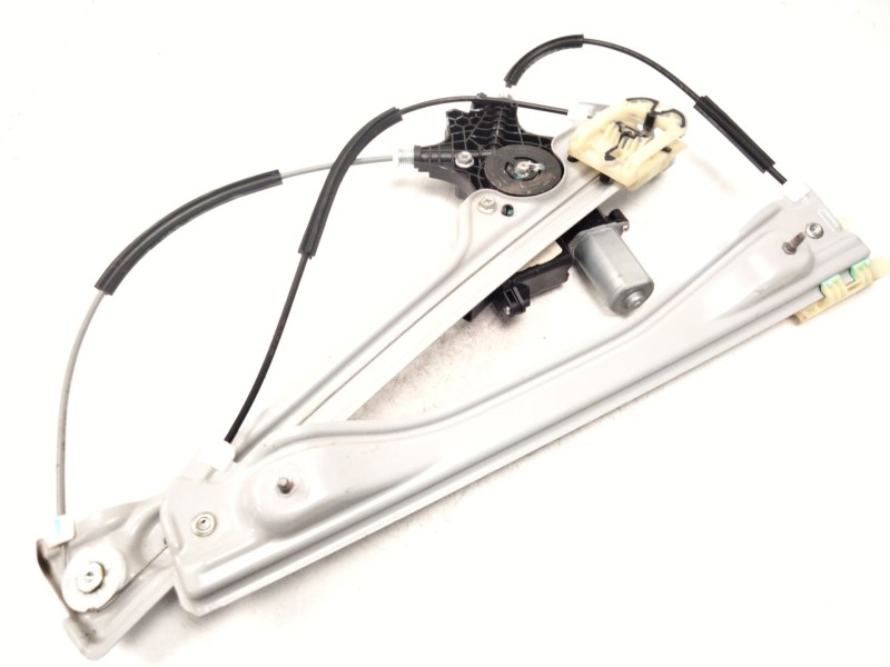 Recambio de elevalunas delantero derecho para opel insignia b grand sport (z18) 1.5 (68) referencia OEM IAM 3913854  