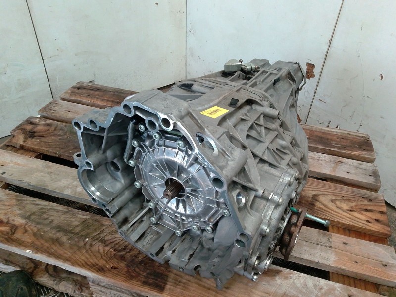 Recambio de caja cambios para audi a4 b7 (8ec) 2.0 referencia OEM IAM 01J301383S  