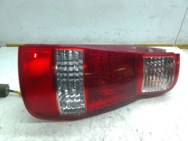 Recambio de piloto trasero derecho para hyundai matrix (fc) 1.5 crdi vgt referencia OEM IAM 9240217610  