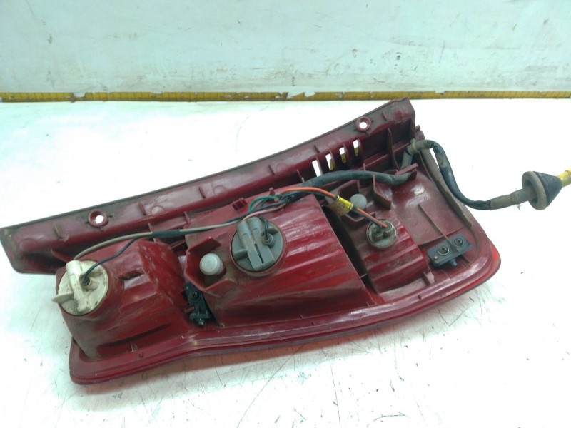 Recambio de piloto trasero derecho para hyundai matrix (fc) 1.5 crdi vgt referencia OEM IAM 9240217610  