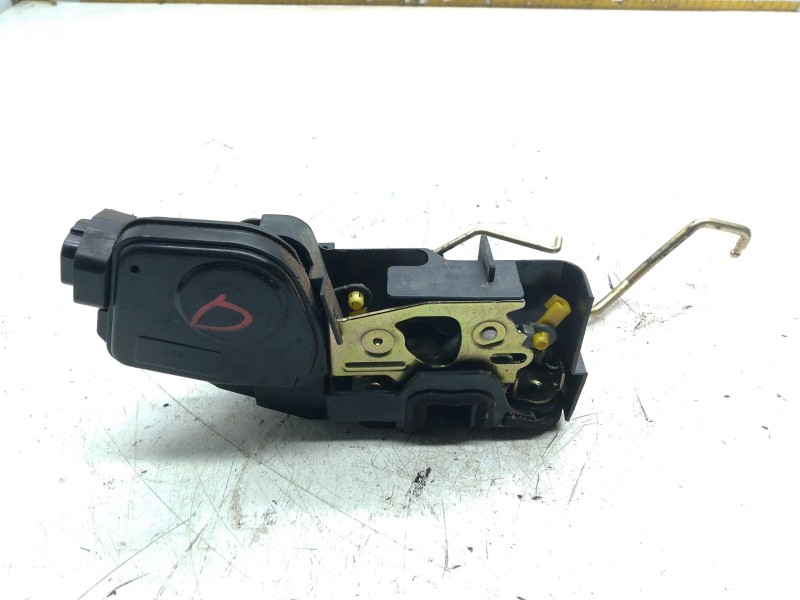 Recambio de cerradura puerta delantera derecha para hyundai matrix (fc) 1.5 crdi vgt referencia OEM IAM   