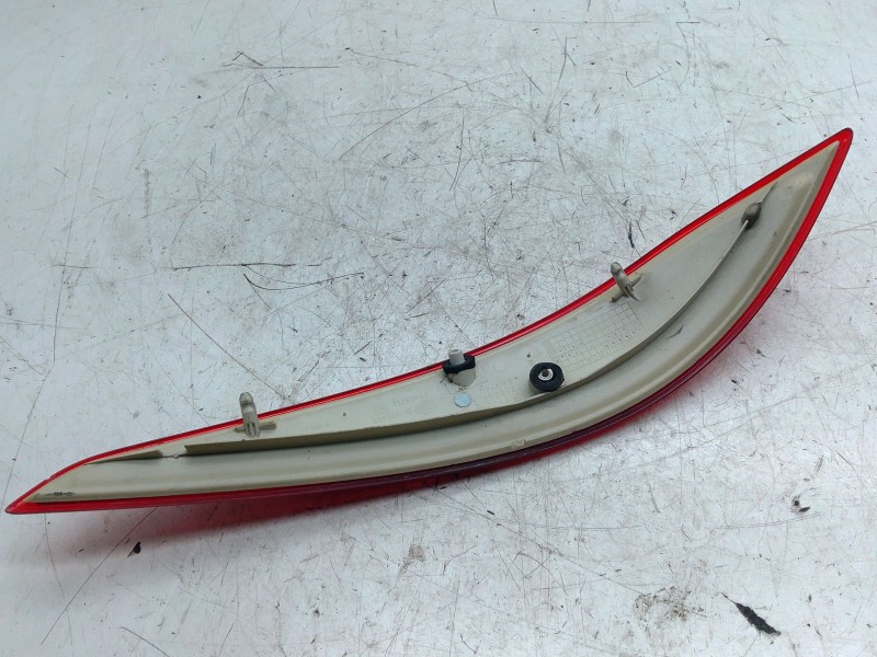 Recambio de piloto trasero derecho porton para opel astra h twintop (a04) 1.6 (l67) referencia OEM IAM 13262043  