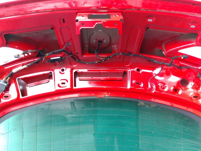 Recambio de porton trasero para opel insignia b grand sport (z18) 1.5 (68) referencia OEM IAM   