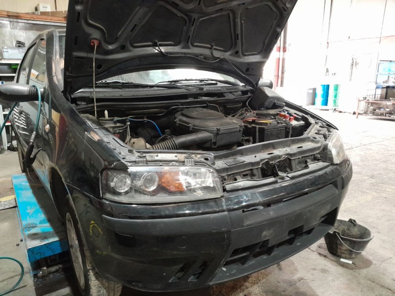 fiat punto (188_) del año 2001