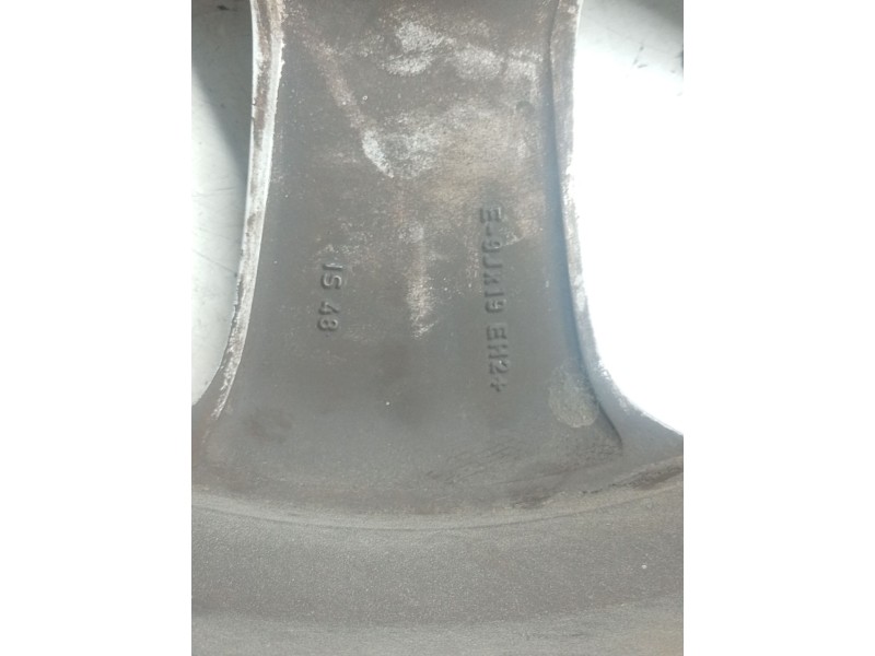 Recambio de llanta aluminio para bmw x6 (e71, e72) xdrive 40 d referencia OEM IAM 677489313  