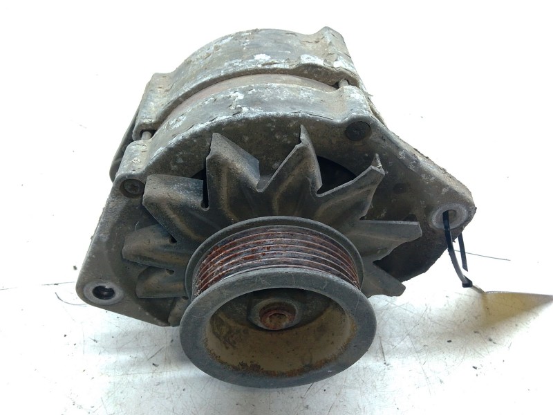 Recambio de alternador para nissan atleon 210 referencia OEM IAM 1197311300  