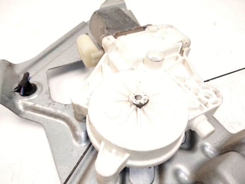 Recambio de elevalunas delantero izquierdo para volkswagen crafter caja cerrada caja cerrada 35 referencia OEM IAM 2E0837401  