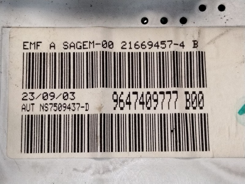 Recambio de pantalla multifuncion para peugeot 206 hatchback (2a/c) 1.4 hdi eco 70 referencia OEM IAM 9647409777  