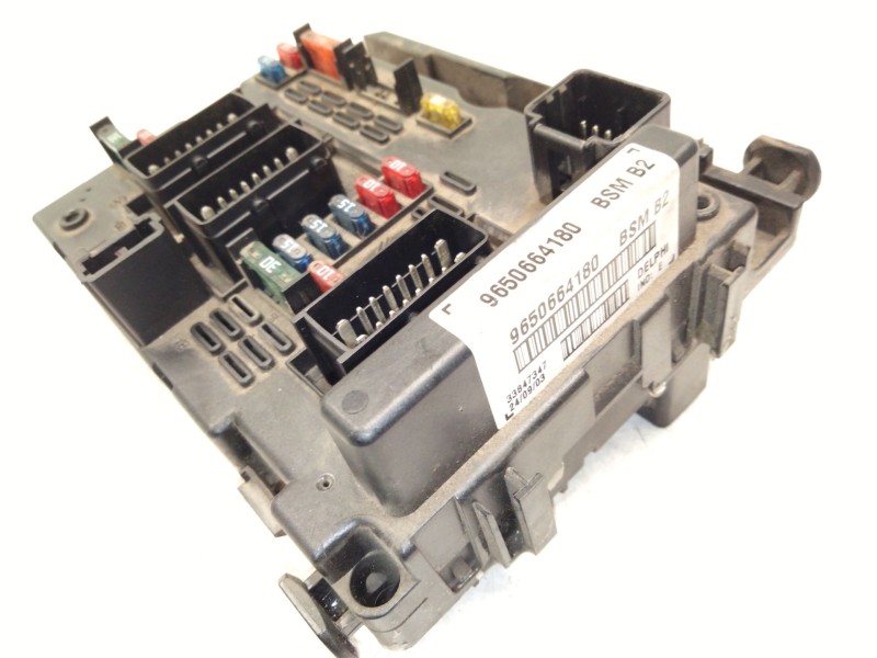 Recambio de caja fusibles para peugeot 206 hatchback (2a/c) 1.4 hdi eco 70 referencia OEM IAM 9650664180  