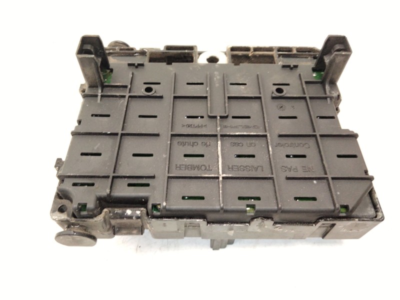 Recambio de caja fusibles para peugeot 206 hatchback (2a/c) 1.4 hdi eco 70 referencia OEM IAM 9650664180  