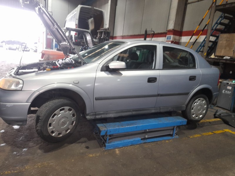 opel astra g hatchback (t98) del año 2002