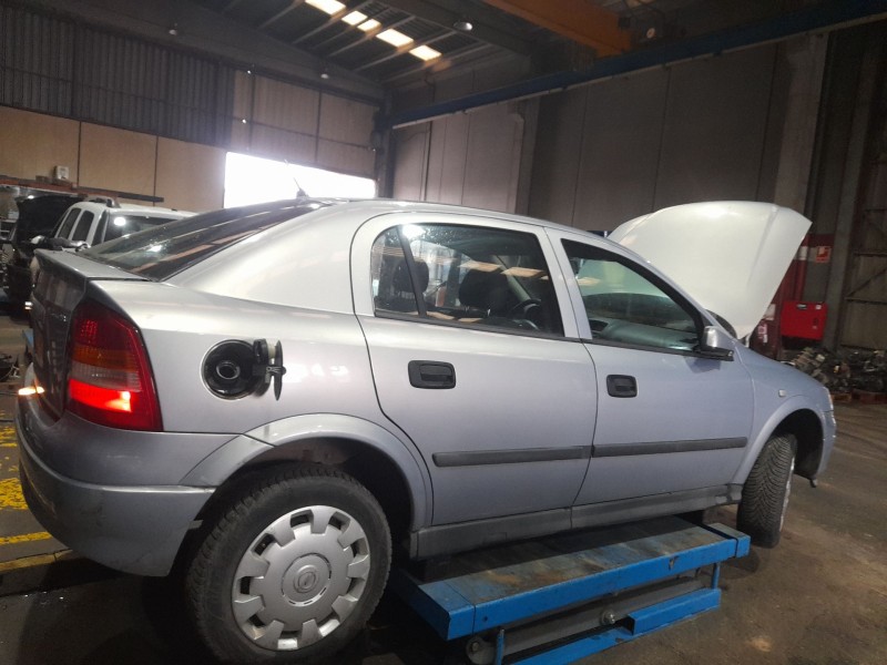 opel astra g hatchback (t98) del año 2002