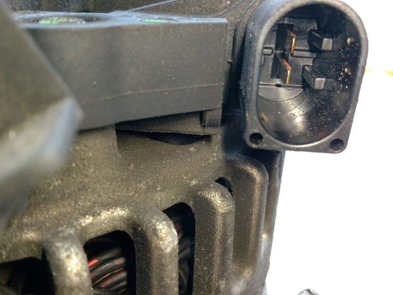 Recambio de alternador para bmw 1 (e81) 120 i referencia OEM IAM 0121715017  