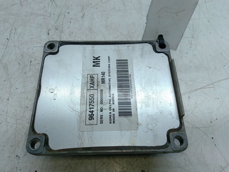 Recambio de centralita motor uce para chevrolet aveo / kalos hatchback (t200) 1.4 referencia OEM IAM 96417550 MKXAHFD050950140 