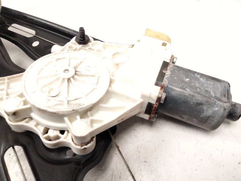 Recambio de elevalunas delantero izquierdo para bmw 1 (e81) 120 i referencia OEM IAM 7057795 7138465 