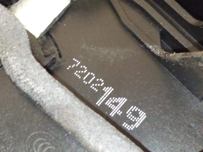 Recambio de cerradura puerta delantera izquierda para bmw 1 (e81) 120 i referencia OEM IAM 7202149  