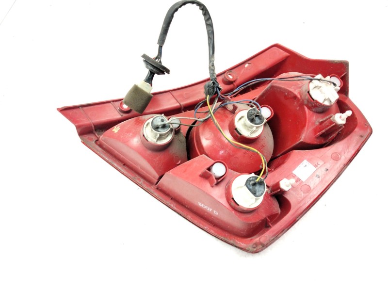 Recambio de piloto trasero izquierdo para chevrolet aveo / kalos hatchback (t200) 1.4 referencia OEM IAM 96540268  