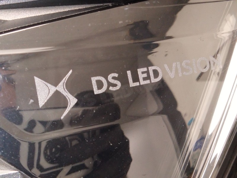 Recambio de faro izquierdo para citroën ds 7 ds 7 crossback buehdi referencia OEM IAM 9816527080 1628555980 