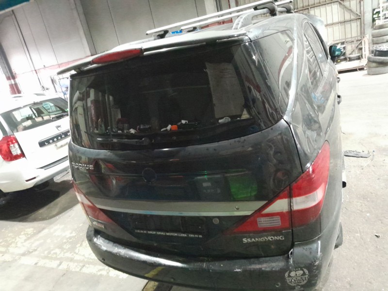 ssangyong rodius i del año 2008