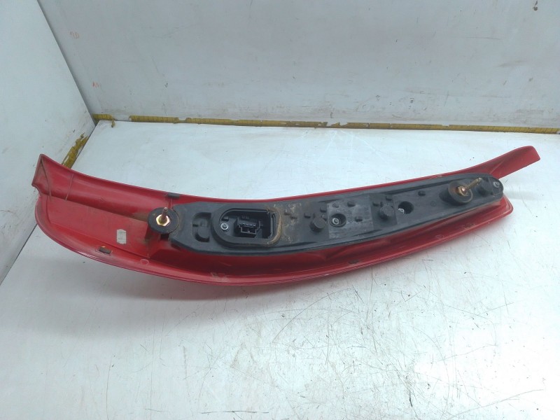 Recambio de piloto trasero izquierdo para fiat punto (188_) 1.2 60 (188.030, .050, .130, .150, .230, .250) referencia OEM IAM 46