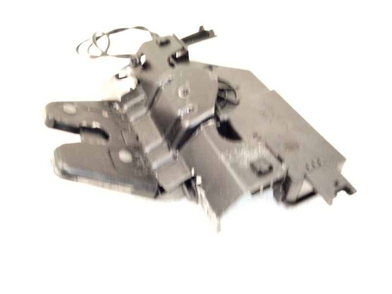 Recambio de cerradura maletero / porton para bmw 1 (e81) 120 i referencia OEM IAM 7840617  