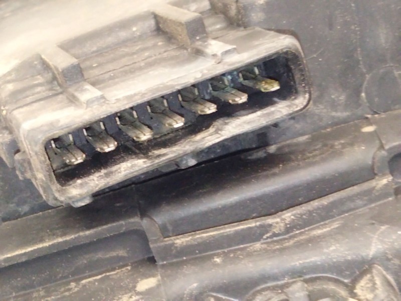 Recambio de faro derecho para fiat punto (188_) 1.2 60 (188.030, .050, .130, .150, .230, .250) referencia OEM IAM 89101050  