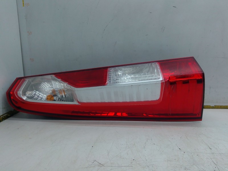 Recambio de piloto trasero izquierdo para renault master iii furgoneta (fv) 2.3 dci 125 fwd (fv0c, fv0d, fv0g, fv0h, fv0j, fv0k)