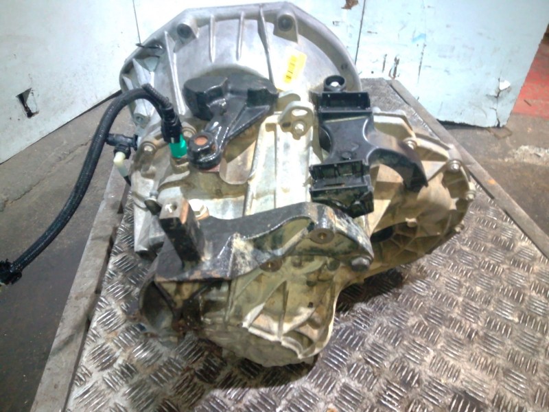 Recambio de caja cambios para renault master iii furgoneta (fv) 2.3 dci 125 fwd (fv0c, fv0d, fv0g, fv0h, fv0j, fv0k) referencia 