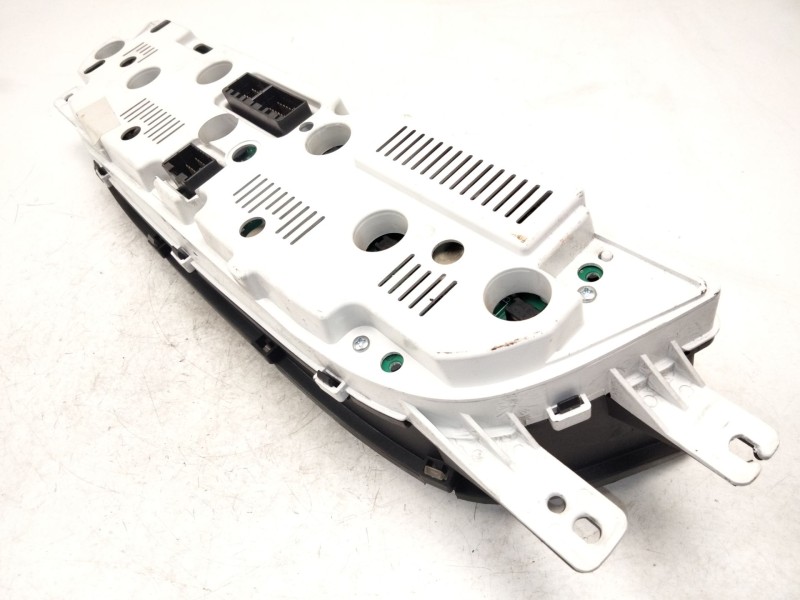 Recambio de cuadro instrumentos para ssangyong rodius i 2.7 xdi 4wd referencia OEM IAM 8020021402  