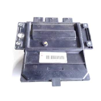 Recambio de centralita motor uce para renault clio iii authentique referencia OEM IAM 8200399038 8200619409 R0410B034C