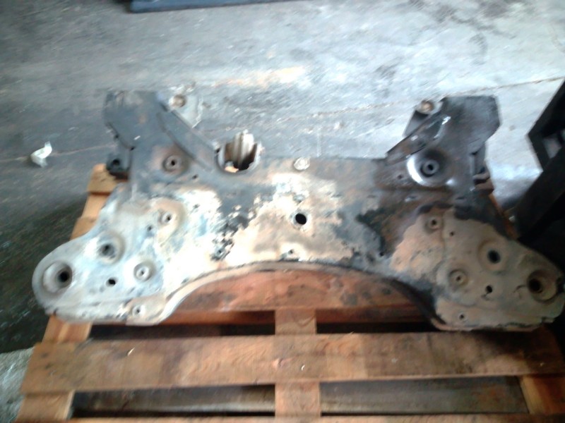 Recambio de subchasis para renault master iii furgoneta (fv) 2.3 dci 125 fwd (fv0c, fv0d, fv0g, fv0h, fv0j, fv0k) referencia OEM