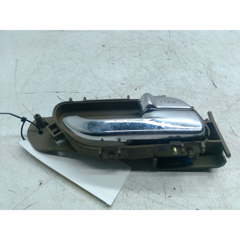 Recambio de maneta interior trasera derecha para ssangyong rodius i 2.7 xdi 4wd referencia OEM IAM   