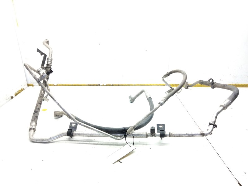 Recambio de tubos aire acondicionado para iveco daily v furgoneta 29s13, 29l13, 35c13, 35s13, 40c13, 40s13 referencia OEM IAM   