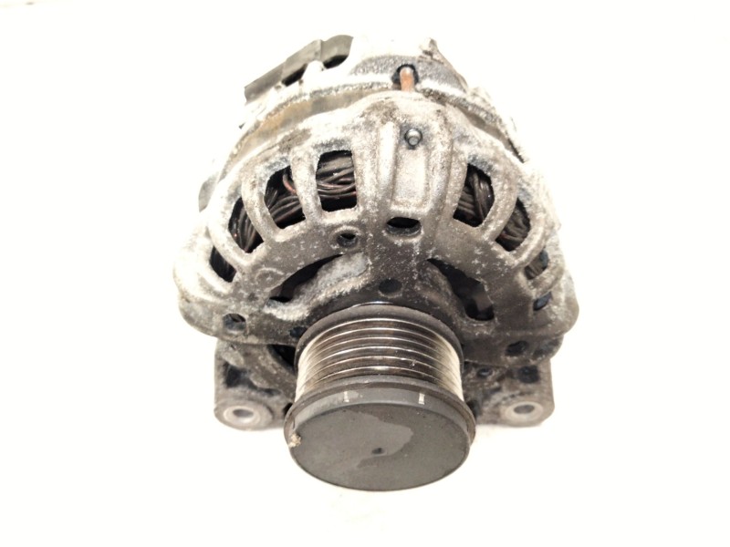 Recambio de alternador para dacia logan mcv ii 1.5 dci referencia OEM IAM 8200537415  