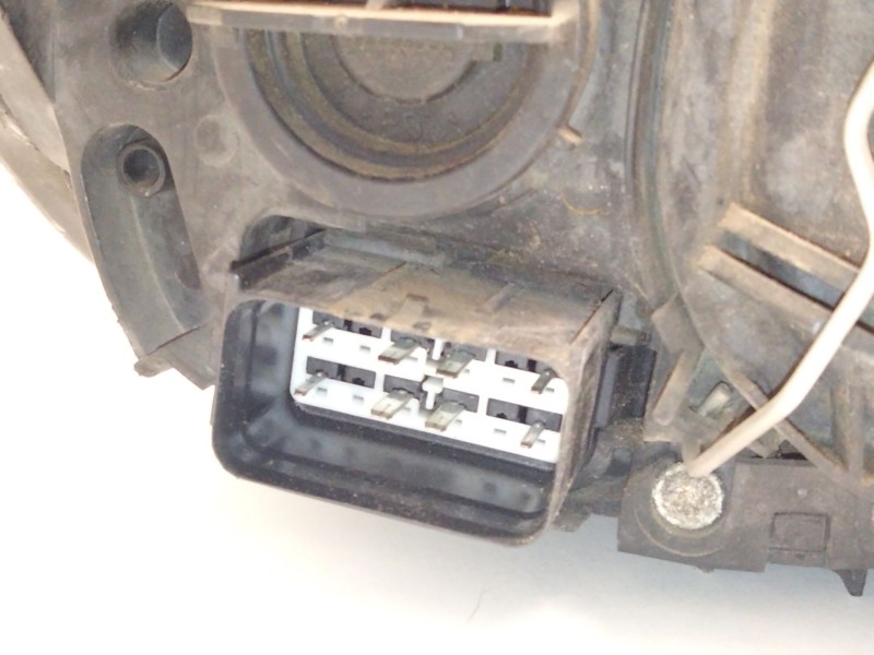 Recambio de faro izquierdo para volvo s40 berlina 2.0 t referencia OEM IAM 30698636  