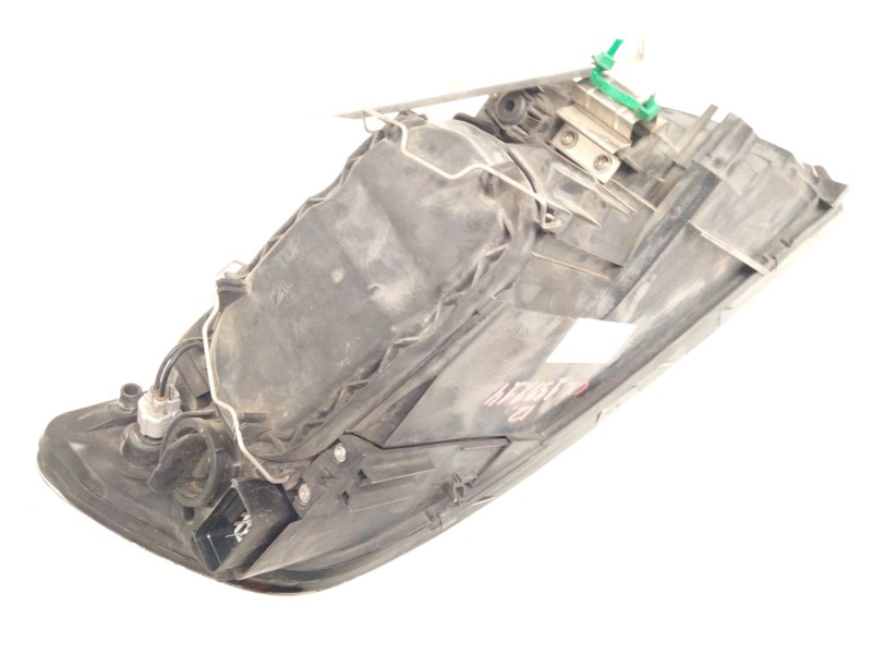 Recambio de faro izquierdo para volvo s40 berlina 2.0 t referencia OEM IAM 30698636  