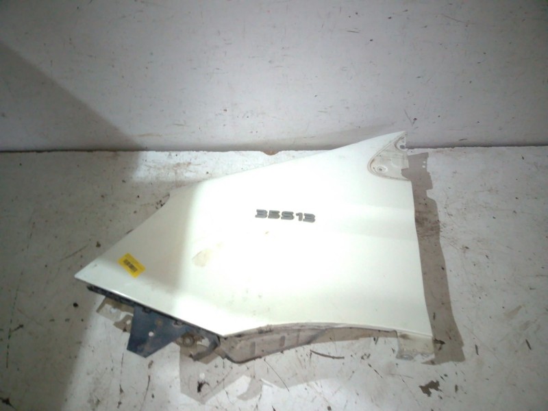 Recambio de aleta delantera izquierda para iveco daily v furgoneta 29s13, 29l13, 35c13, 35s13, 40c13, 40s13 referencia OEM IAM  