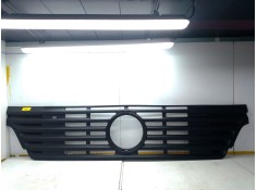 Recambio de rejilla delantera para mercedes-benz actros referencia OEM IAM 9417511218  