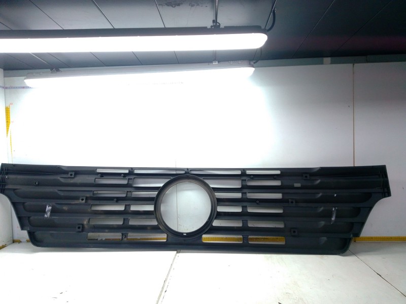 Recambio de rejilla delantera para mercedes-benz actros referencia OEM IAM 9417511218  