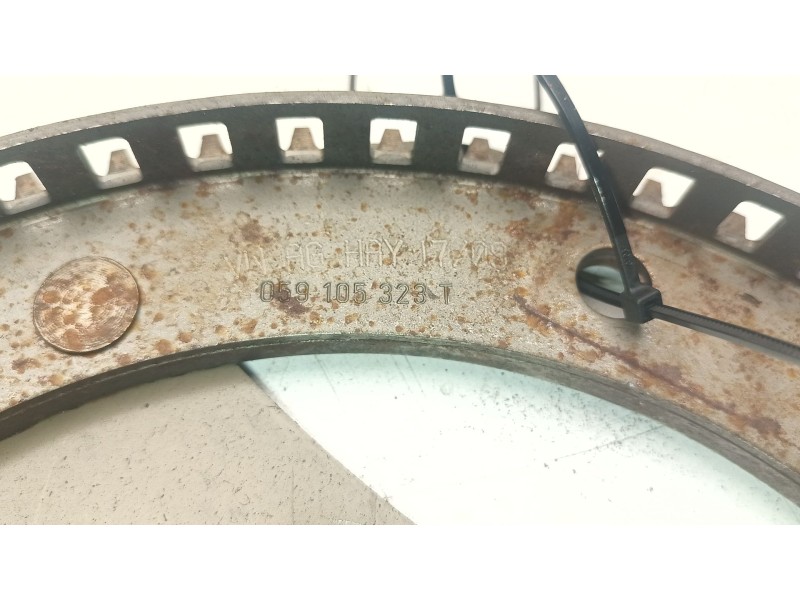 Recambio de volante motor para audi q7 (4lb) 3.0 tdi quattro referencia OEM IAM 059105323T  