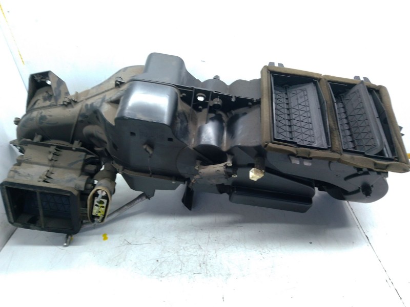 Recambio de calefaccion entera normal para iveco daily v furgoneta 29s13, 29l13, 35c13, 35s13, 40c13, 40s13 referencia OEM IAM 5