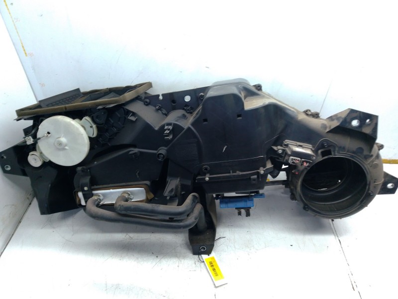 Recambio de calefaccion entera normal para iveco daily v furgoneta 29s13, 29l13, 35c13, 35s13, 40c13, 40s13 referencia OEM IAM 5