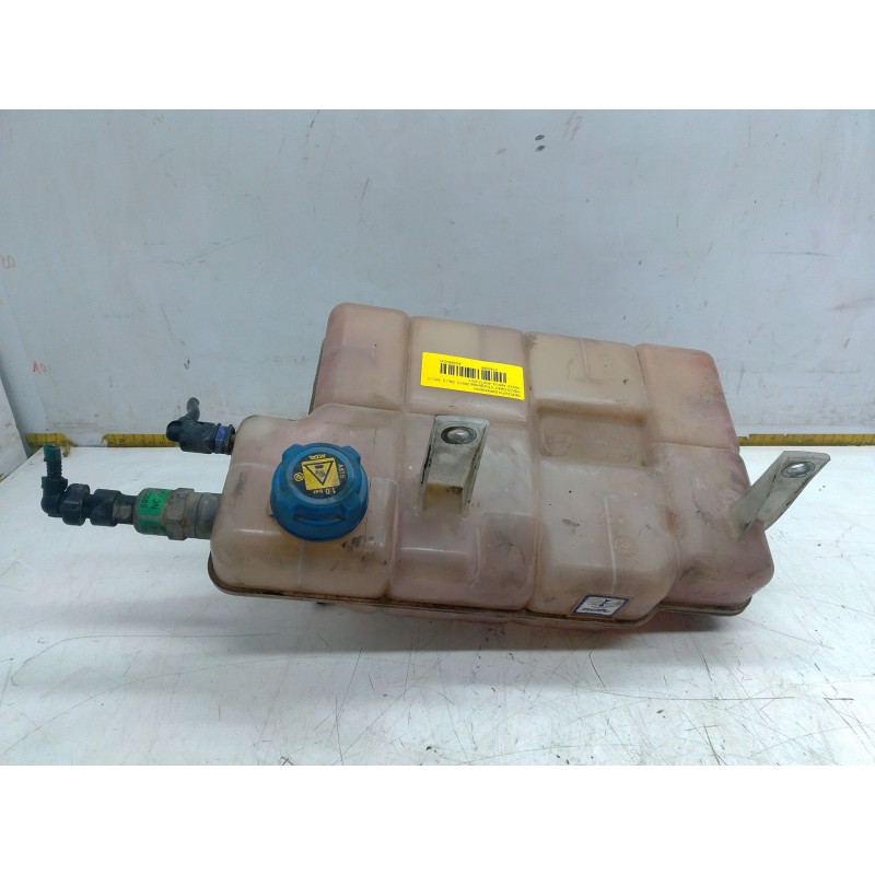 Recambio de deposito expansion para iveco daily v furgoneta 29s13, 29l13, 35c13, 35s13, 40c13, 40s13 referencia OEM IAM   