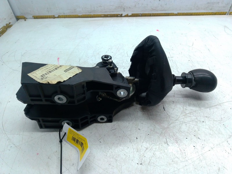 Recambio de palanca cambio para iveco daily v furgoneta 29s13, 29l13, 35c13, 35s13, 40c13, 40s13 referencia OEM IAM 5801283904K 