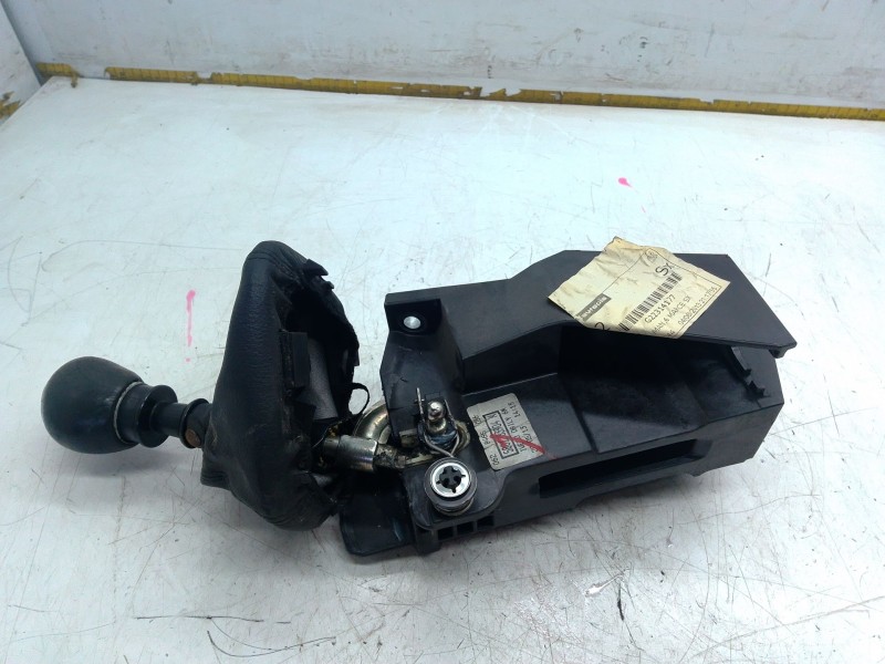 Recambio de palanca cambio para iveco daily v furgoneta 29s13, 29l13, 35c13, 35s13, 40c13, 40s13 referencia OEM IAM 5801283904K 