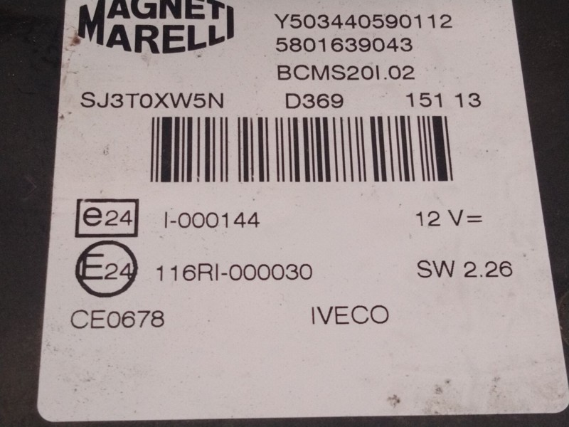 Recambio de caja fusibles para iveco daily v furgoneta 29s13, 29l13, 35c13, 35s13, 40c13, 40s13 referencia OEM IAM 5801639043  