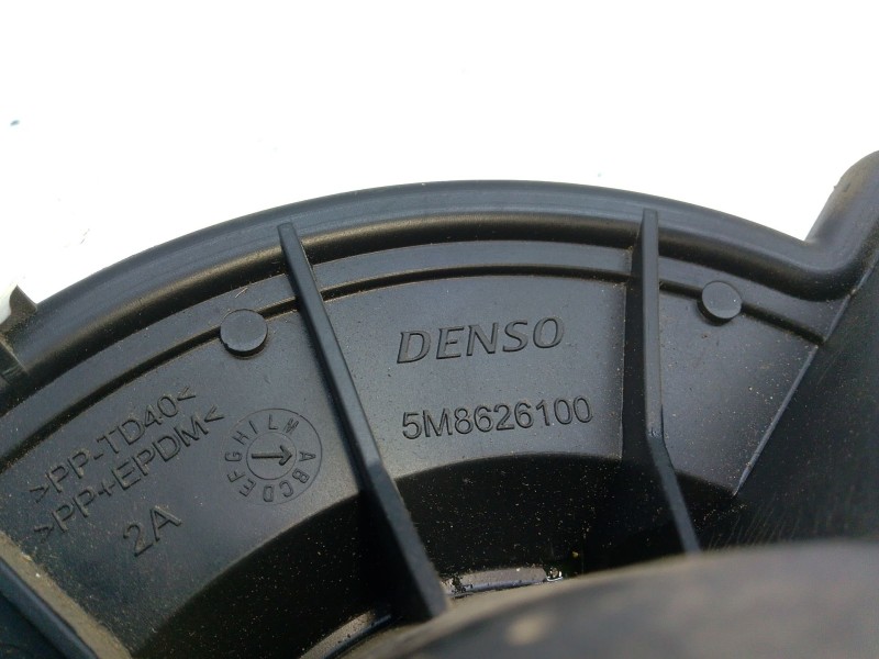 Recambio de motor calefaccion para iveco daily v furgoneta 29s13, 29l13, 35c13, 35s13, 40c13, 40s13 referencia OEM IAM 5M8626100