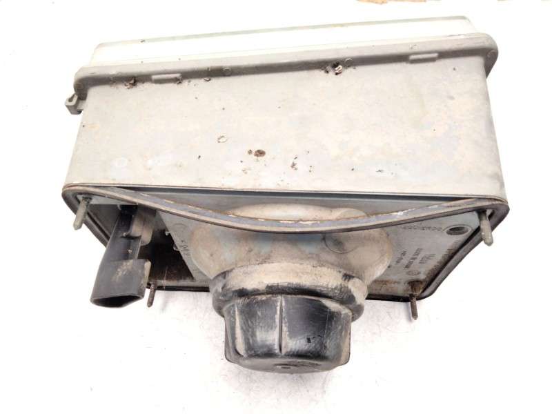 Recambio de faro izquierdo para nissan trade caja/chasis 2.3 d referencia OEM IAM 67624870 01506523 