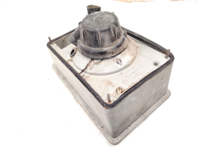 Recambio de faro izquierdo para nissan trade caja/chasis 2.3 d referencia OEM IAM 67624870 01506523 