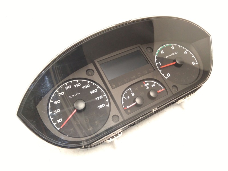 Recambio de cuadro instrumentos para iveco daily v furgoneta 29s13, 29l13, 35c13, 35s13, 40c13, 40s13 referencia OEM IAM 5801259